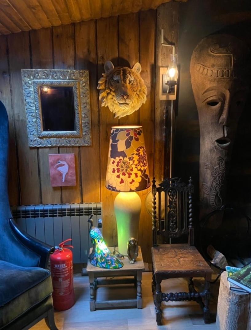 Jungle Cabin Martin Mill Luaran gambar